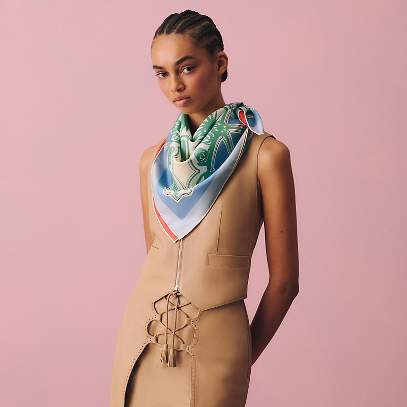 Les Eperons double face scarf 90 | Hermès Thailand